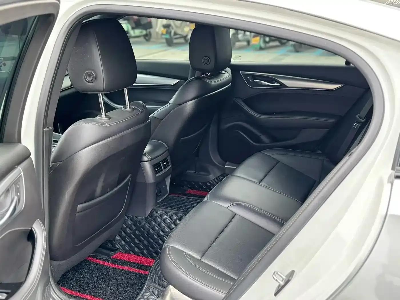 2023 Cadillac CT5 28T Luxury (Standard Edition) — миниатюра 6