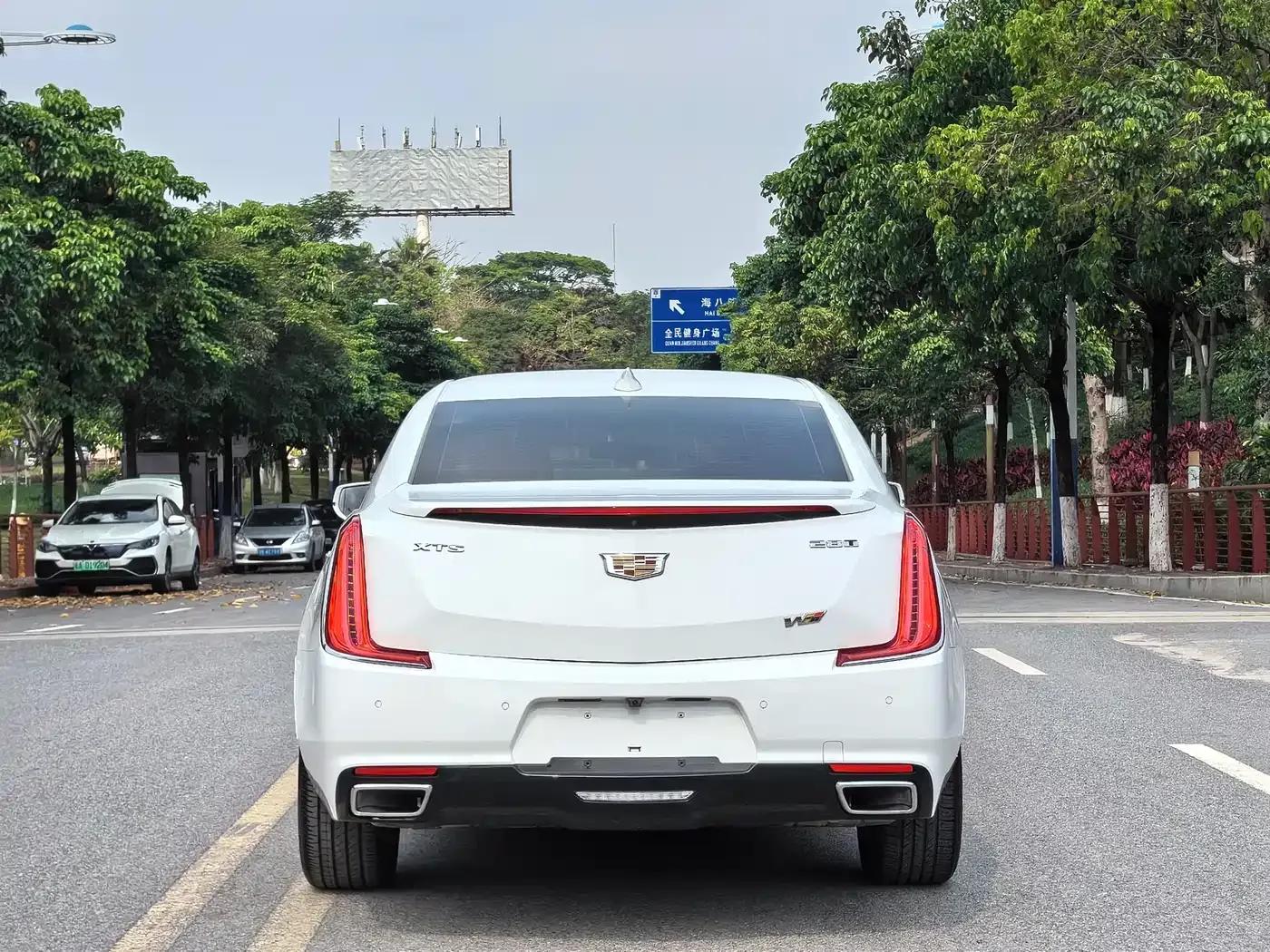 2018 Cadillac XTS 28T Technology Edition — миниатюра 18