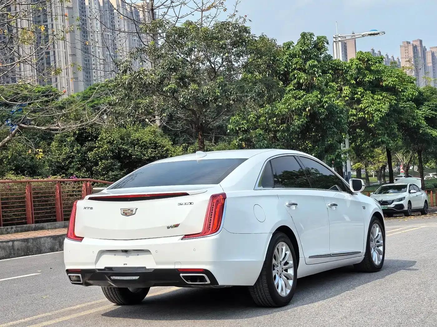 2018 Cadillac XTS 28T Technology Edition — миниатюра 19