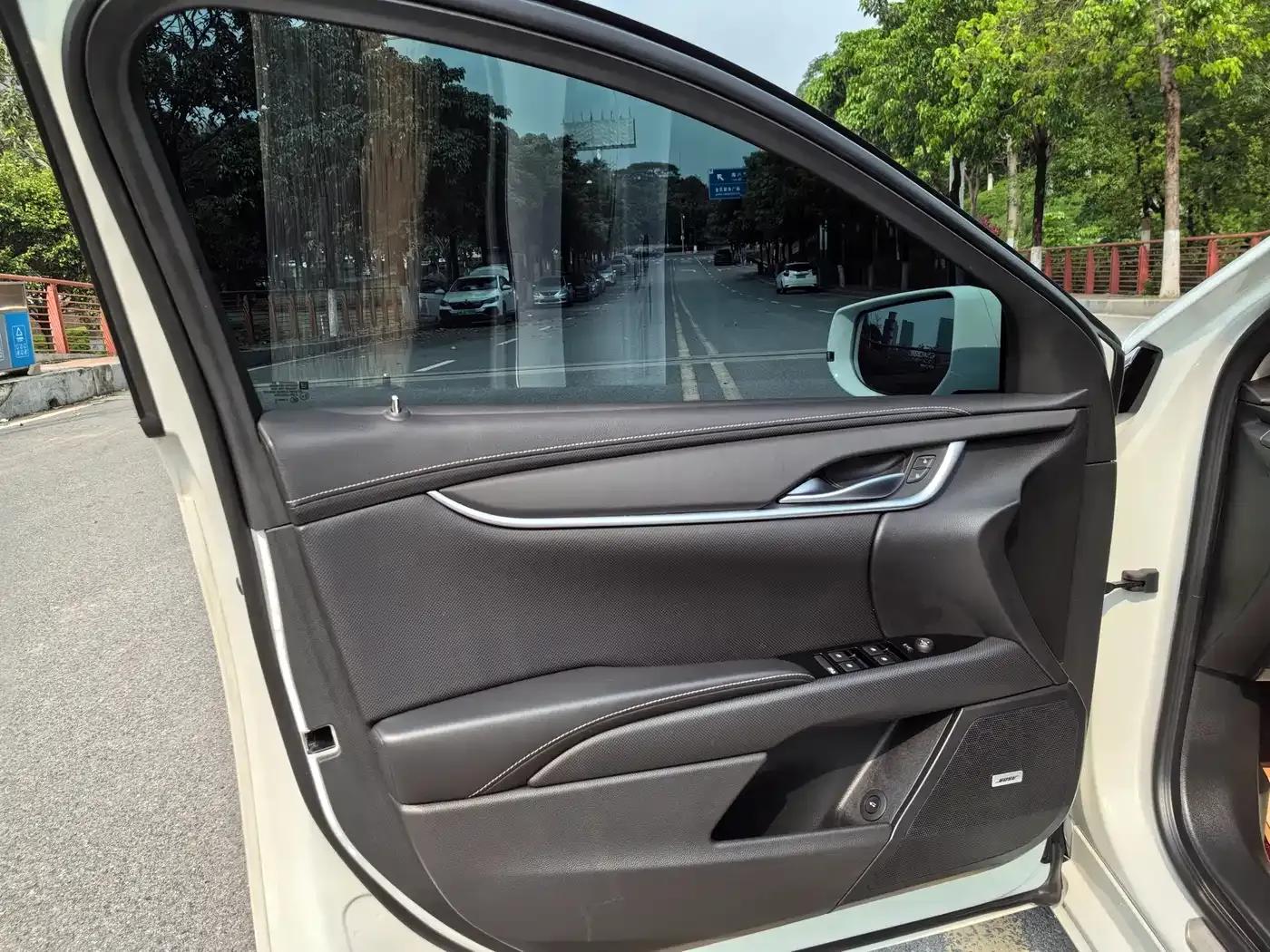 2018 Cadillac XTS 28T Technology Edition — миниатюра 4