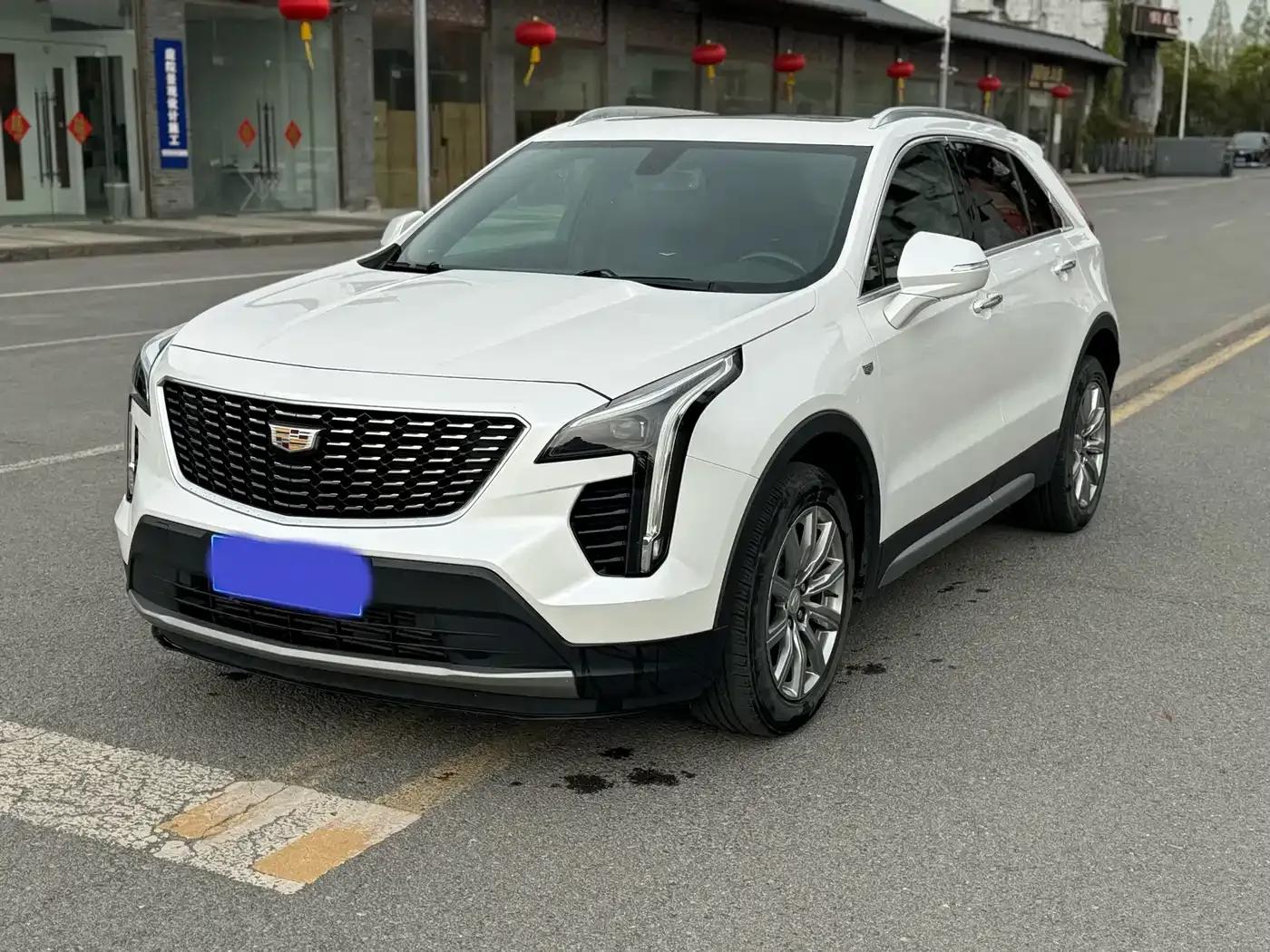 Cadillac XT4 2020 28T Two-Wheel Drive Premium Edition — миниатюра 1