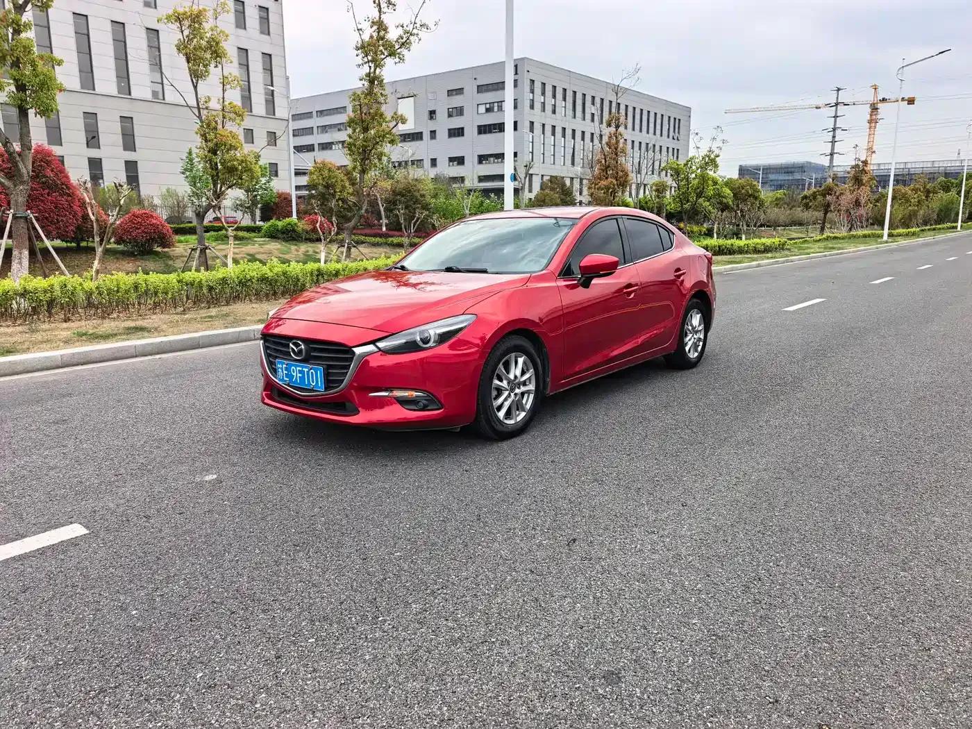 Mazda3 Axela 2017 Sedan 1.5L Automatic Luxury (China V Emission Standard) — миниатюра 1