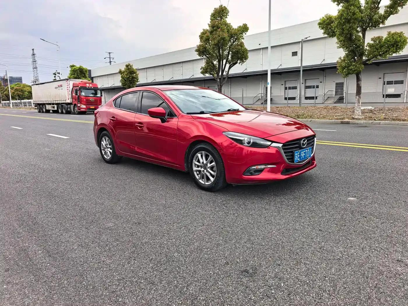 Mazda3 Axela 2017 Sedan 1.5L Automatic Luxury (China V Emission Standard) — миниатюра 3