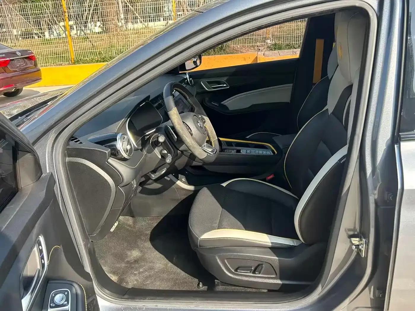 MG6 2021 Pro 1.5T Automatic Trophy Intelligent Driving Flagship Edition — миниатюра 3