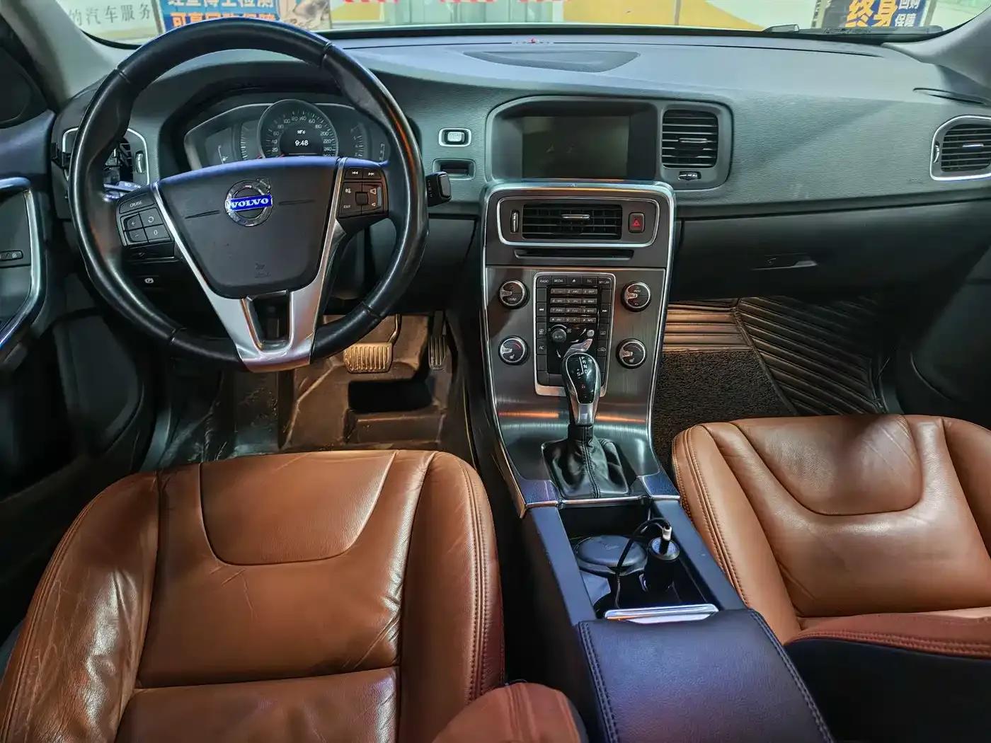2014 Volvo S60 S60L 2.0T Smart Edition — миниатюра 5
