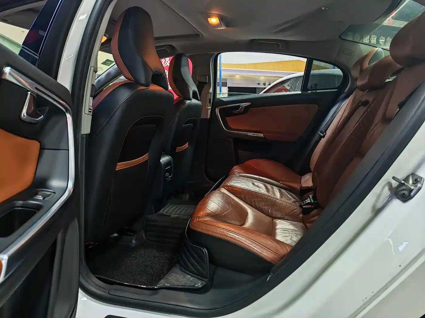 2014 Volvo S60 S60L 2.0T Smart Edition — миниатюра 8
