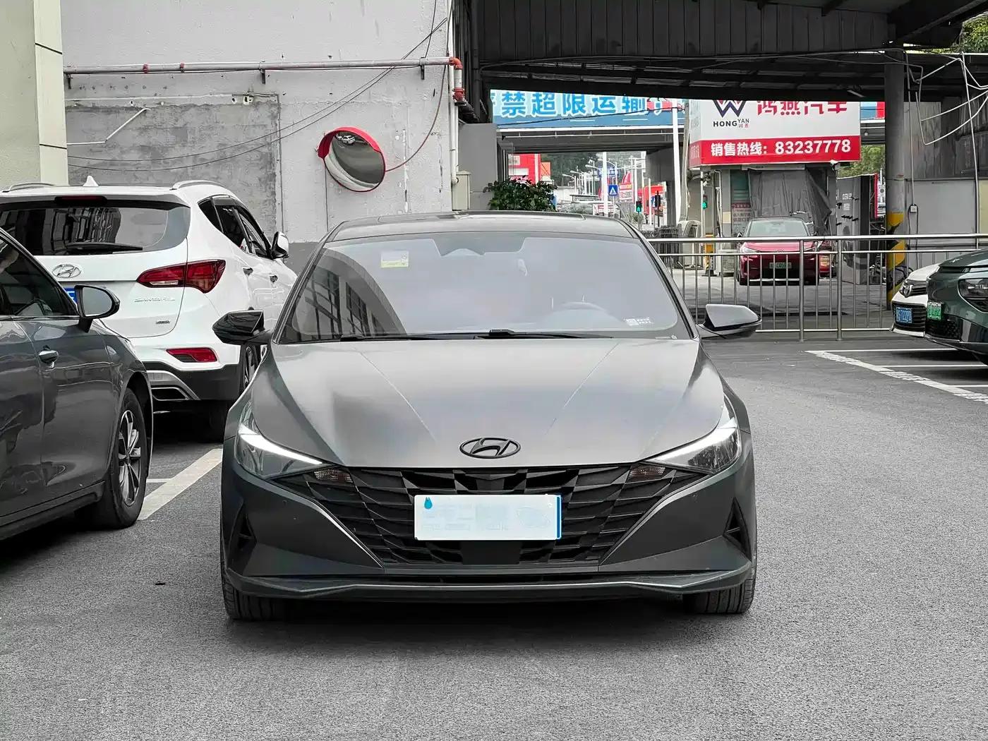 Hyundai Elantra 2022 1.5L CVT 20th Anniversary Edition — миниатюра 2