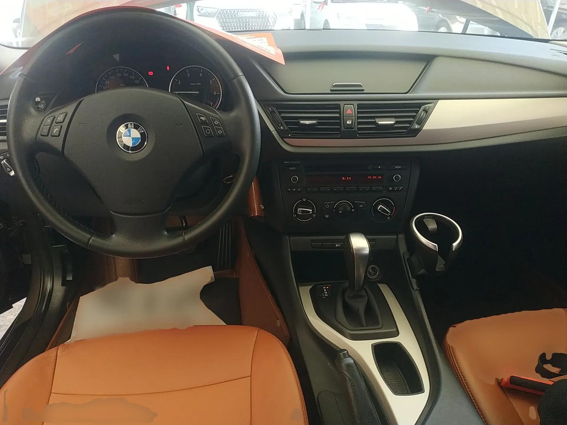 BMW X1 2013 sDrive18i Fashion Model — миниатюра 12