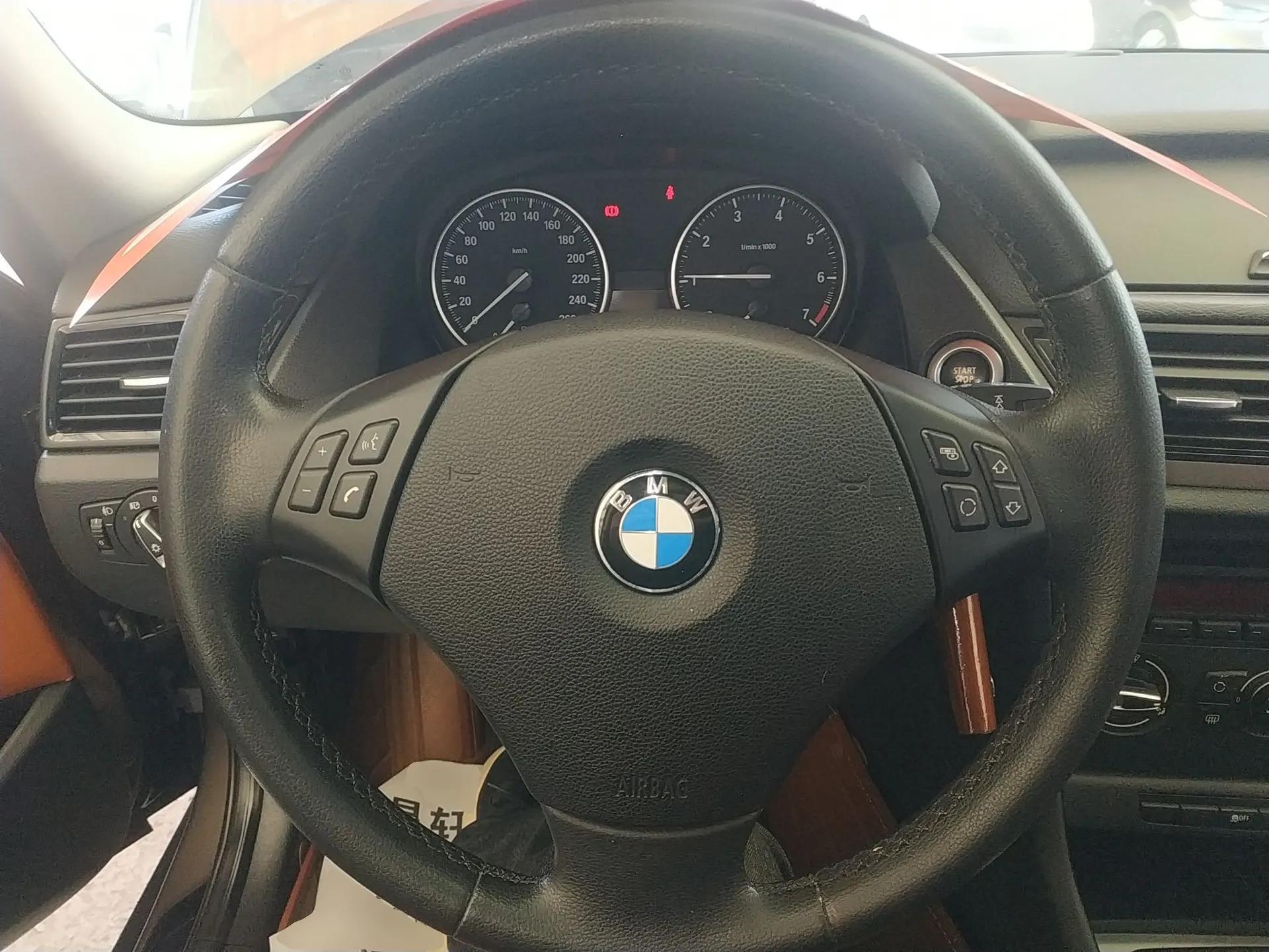 BMW X1 2013 sDrive18i Fashion Model — миниатюра 13