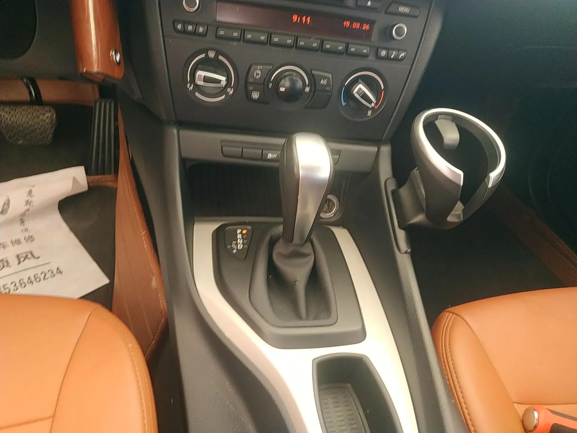 BMW X1 2013 sDrive18i Fashion Model — миниатюра 16