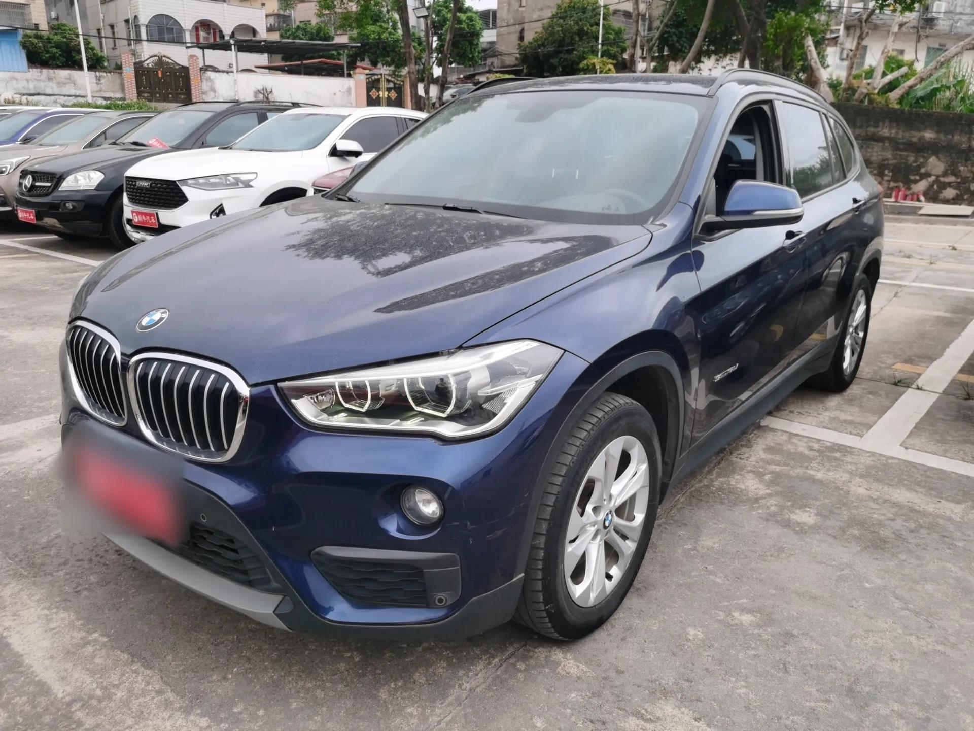 BMW X1 2016 sDrive18Li Premium Edition — миниатюра 1