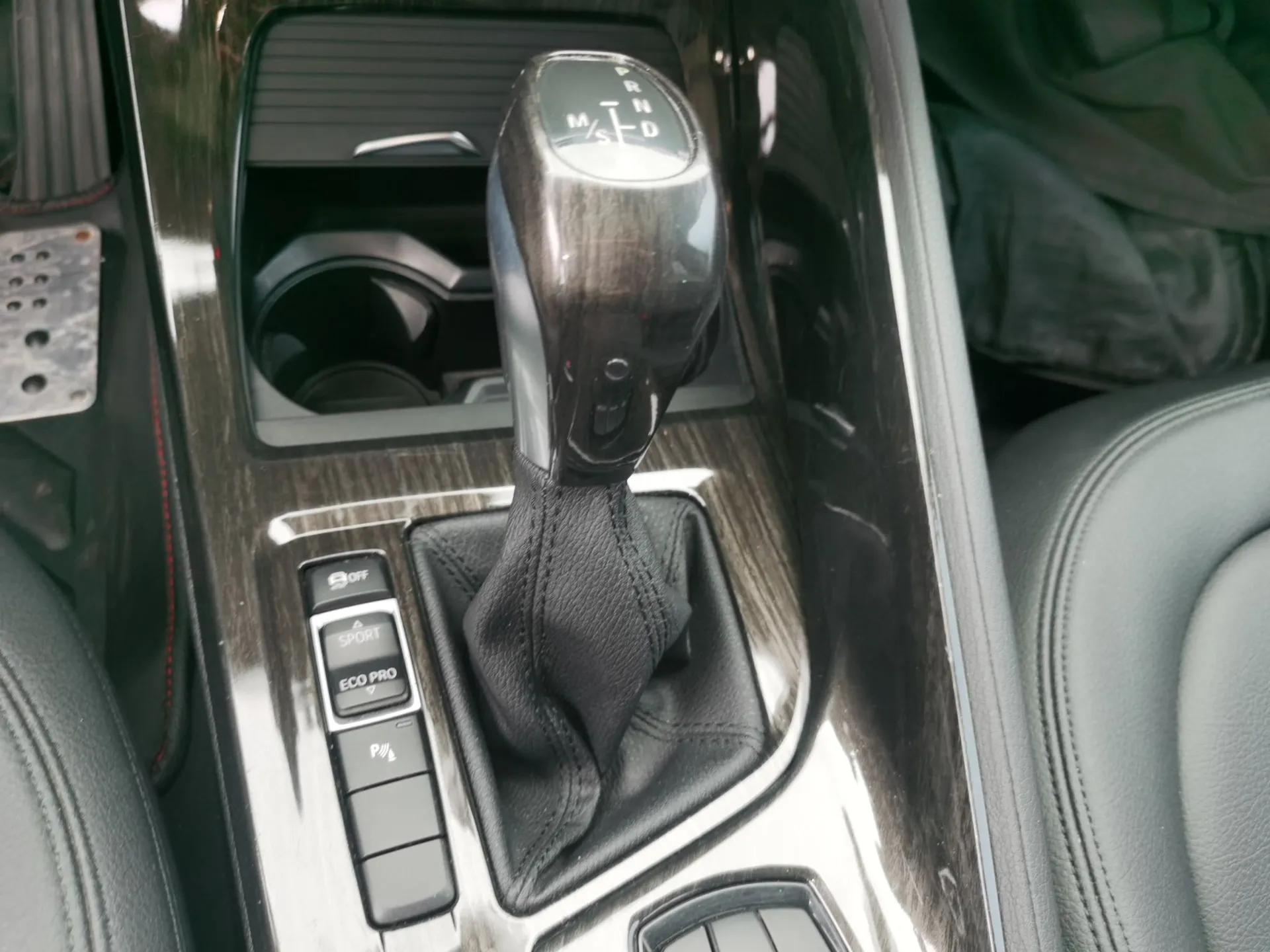 BMW X1 2016 sDrive18Li Premium Edition — миниатюра 16