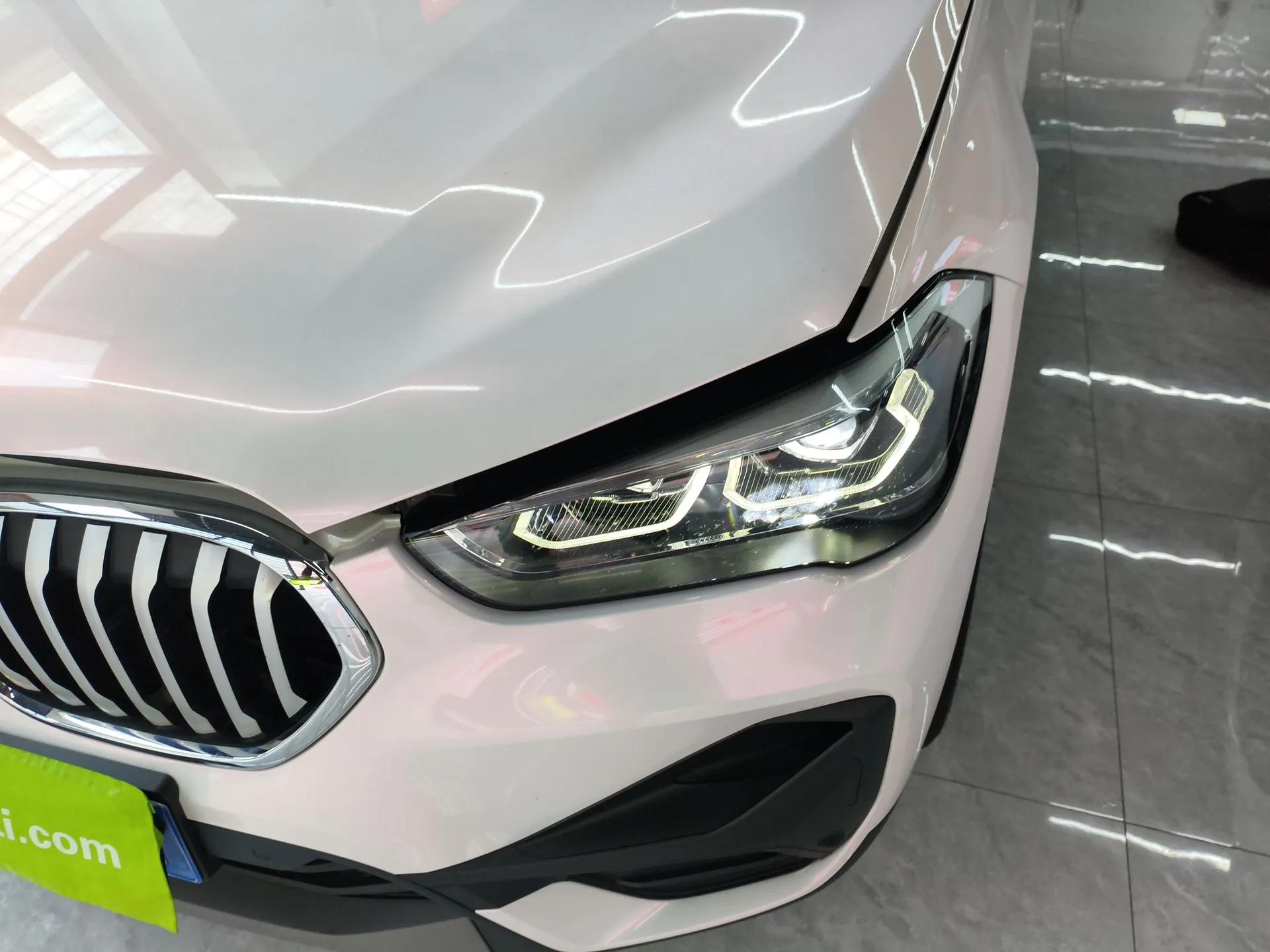 BMW X1 2022 sDrive25Li Leading Model — миниатюра 5