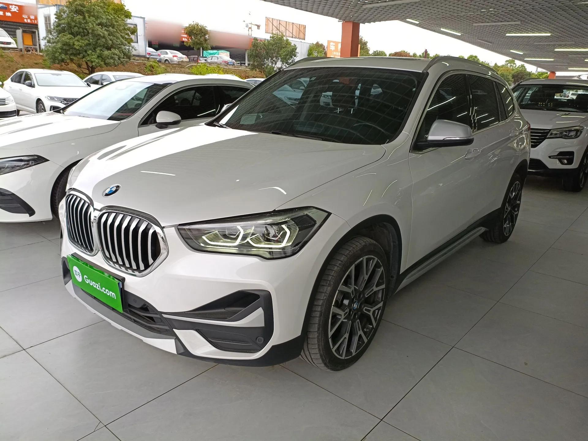BMW X1 2022 xDrive25Li Luxury Model — миниатюра 1