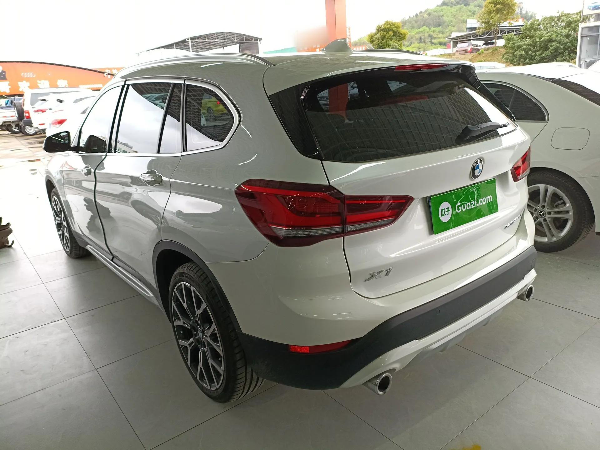 BMW X1 2022 xDrive25Li Luxury Model — миниатюра 7