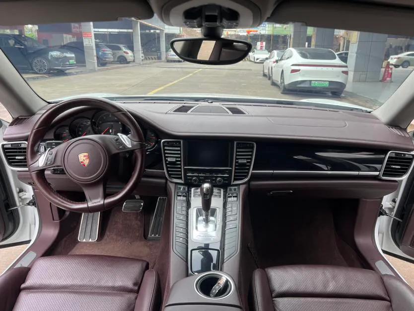 Porsche Panamera 2014 Panamera 4 3.0T — миниатюра 10