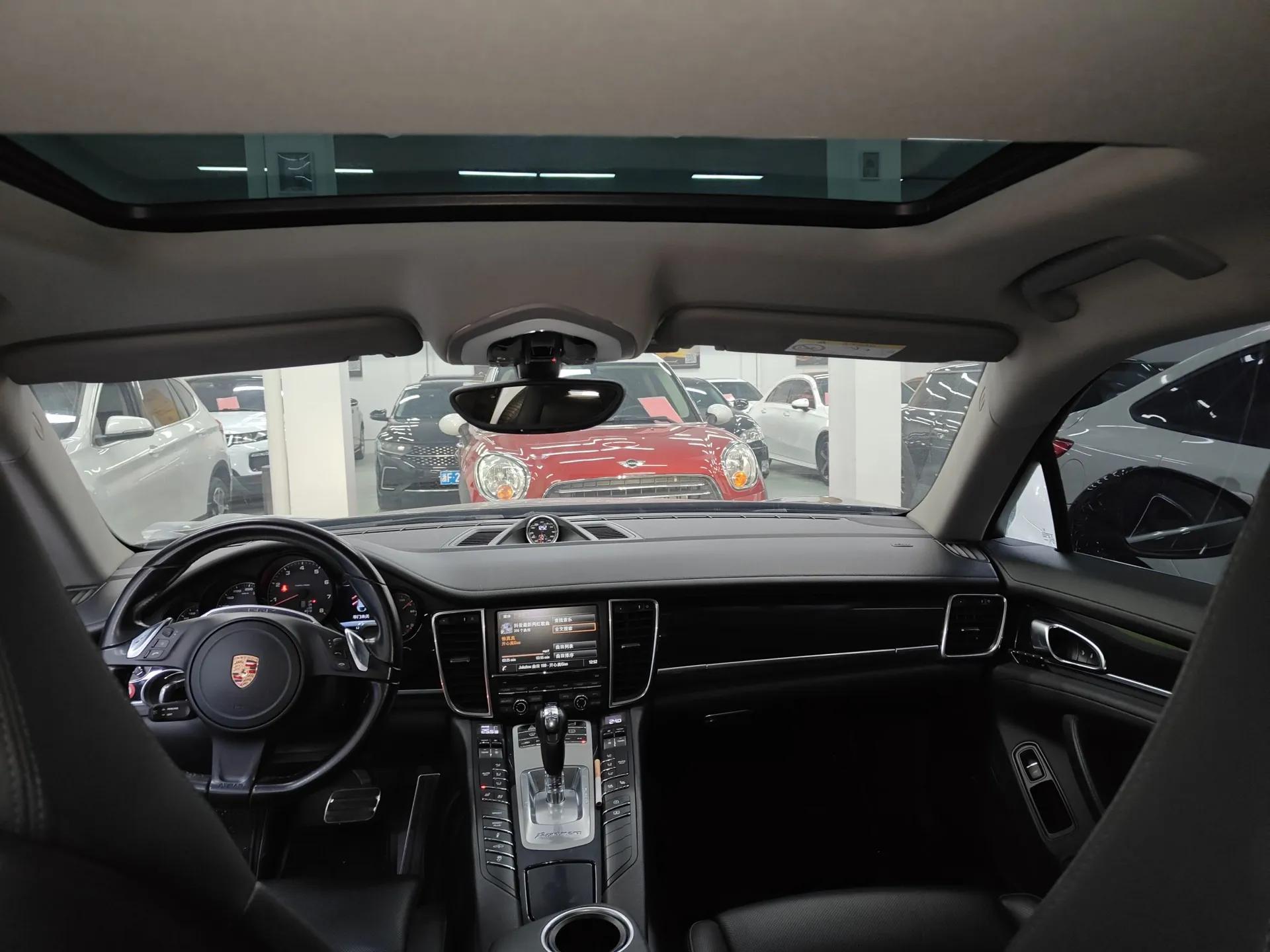 Porsche Panamera 2014 Panamera Executive 3.0T — миниатюра 21