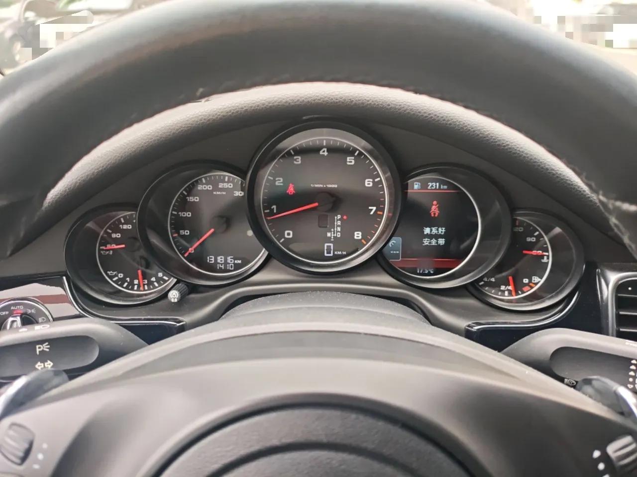 Porsche Panamera 2014 Panamera 3.0T — миниатюра 8