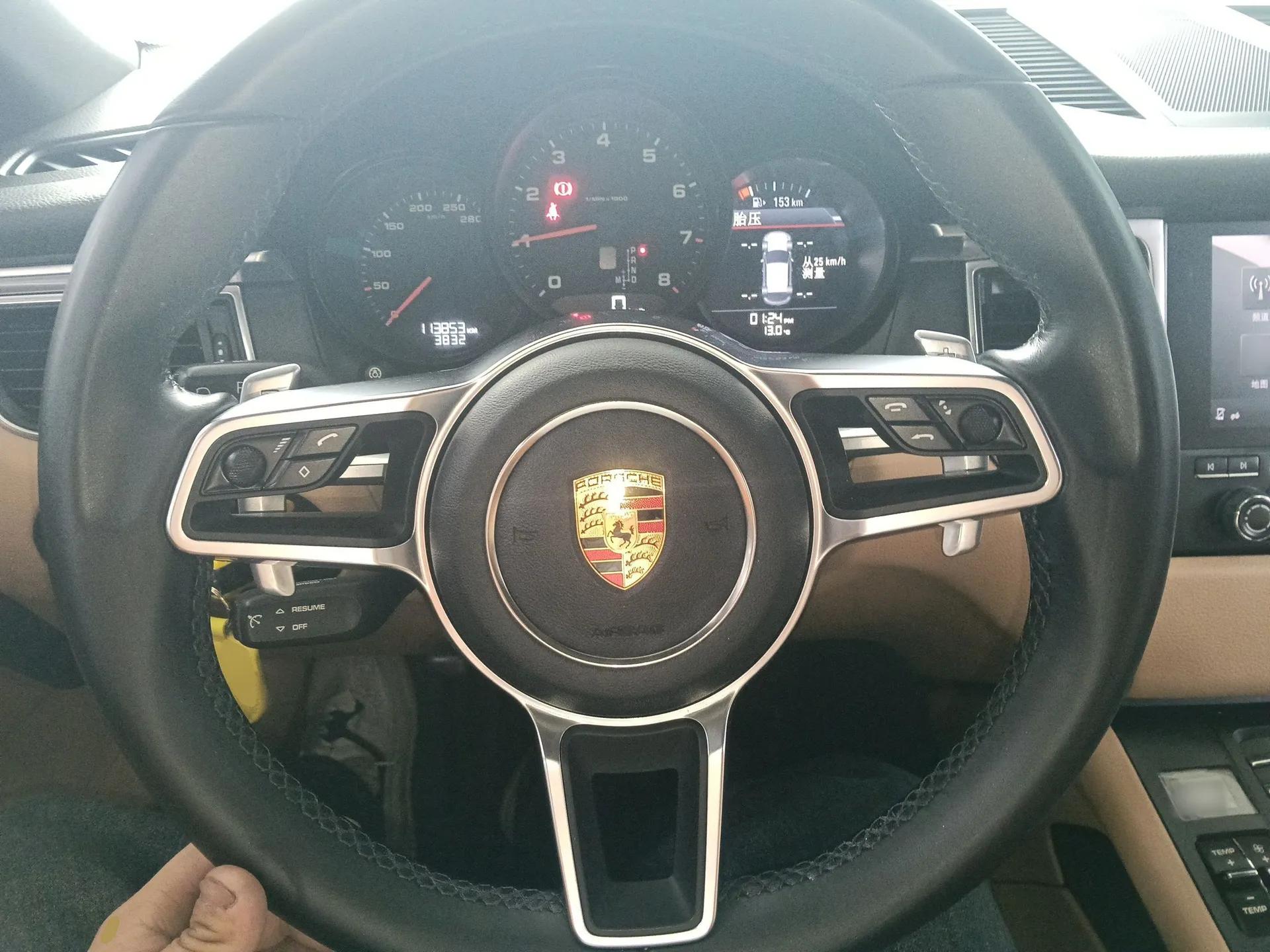 Porsche Macan 2017 Macan 2.0T — миниатюра 14