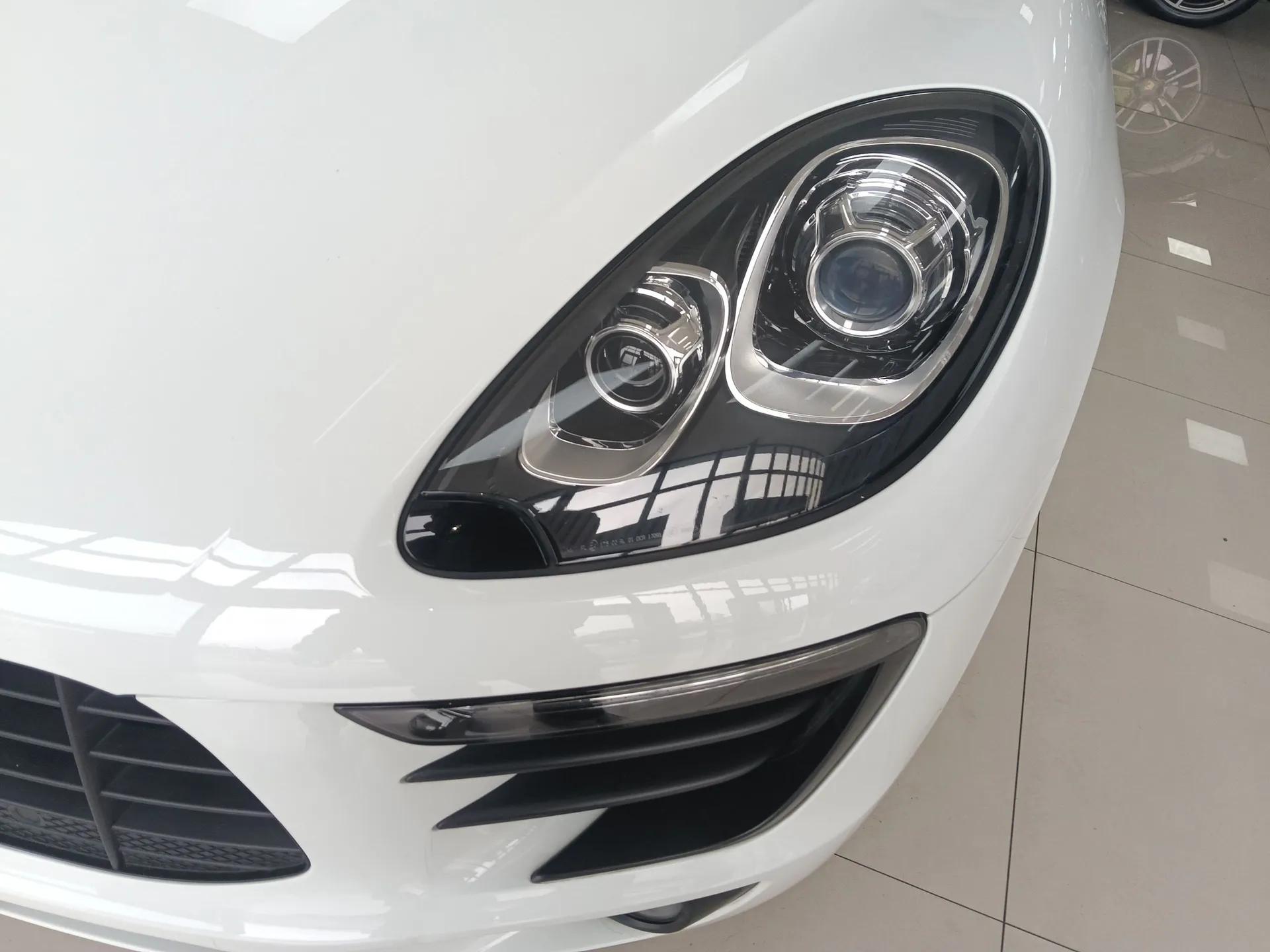 Porsche Macan 2017 Macan 2.0T — миниатюра 9