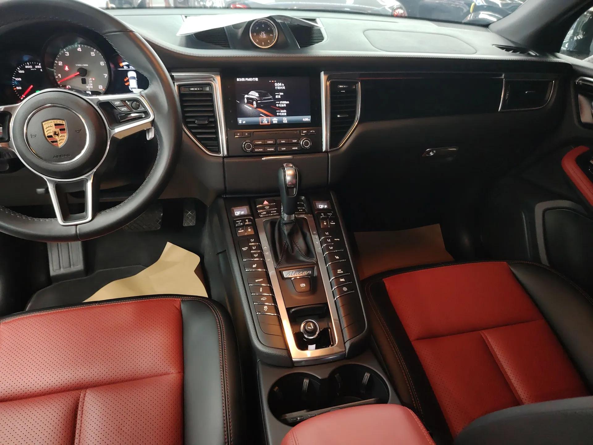 Porsche Macan 2017 Macan S 3.0T — миниатюра 16