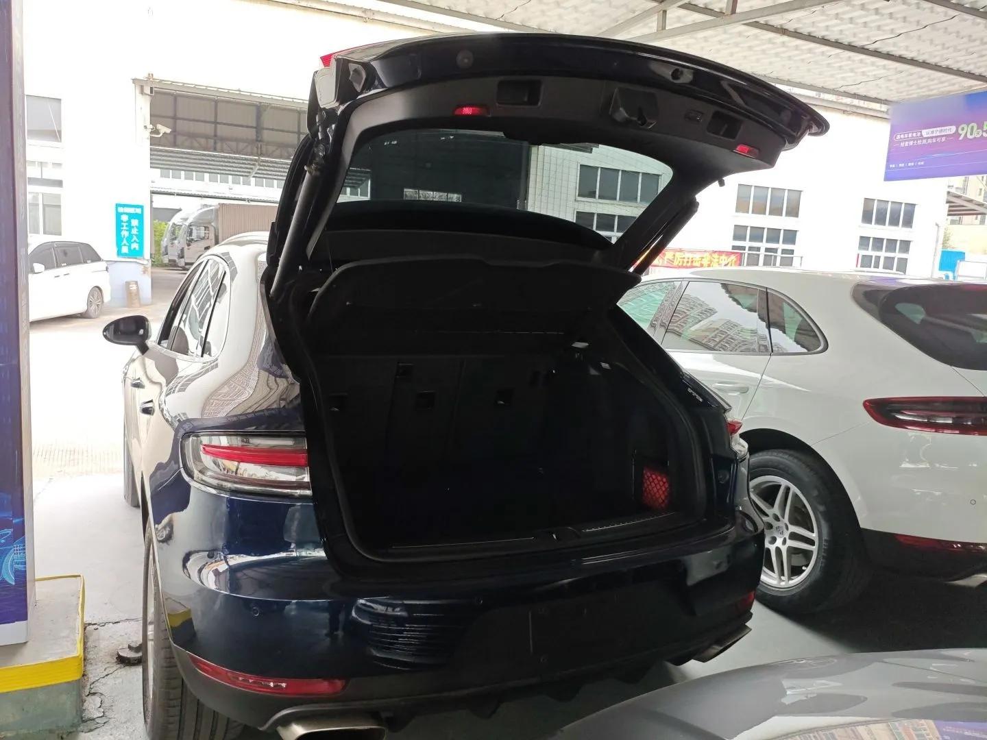 Porsche Macan 2018 Macan 2.0T — миниатюра 19