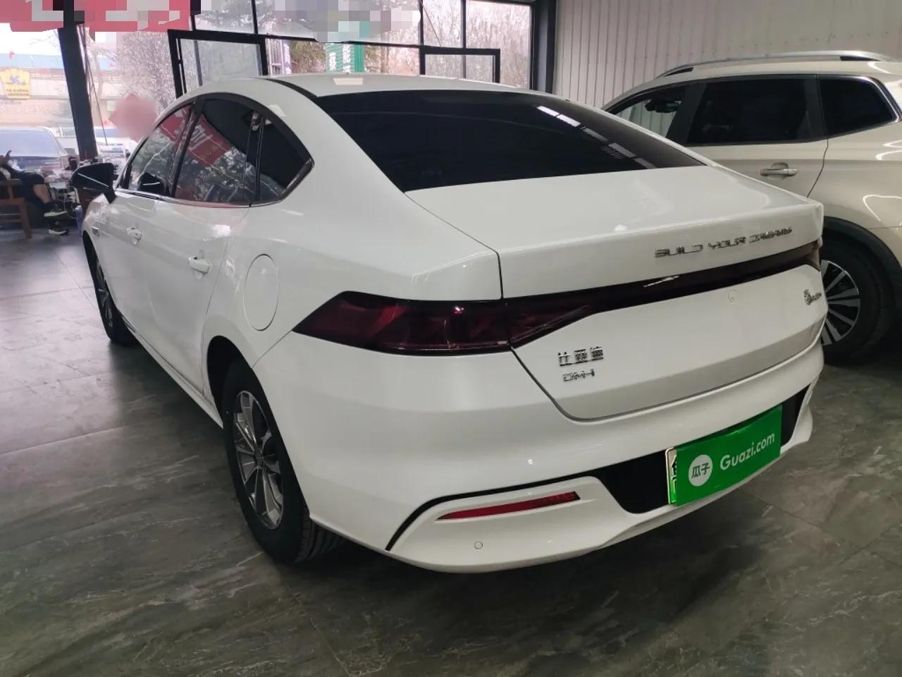 BYD Qin PLUS 2024 HONOR Edition DM-i 55KM Leading Model — миниатюра 4