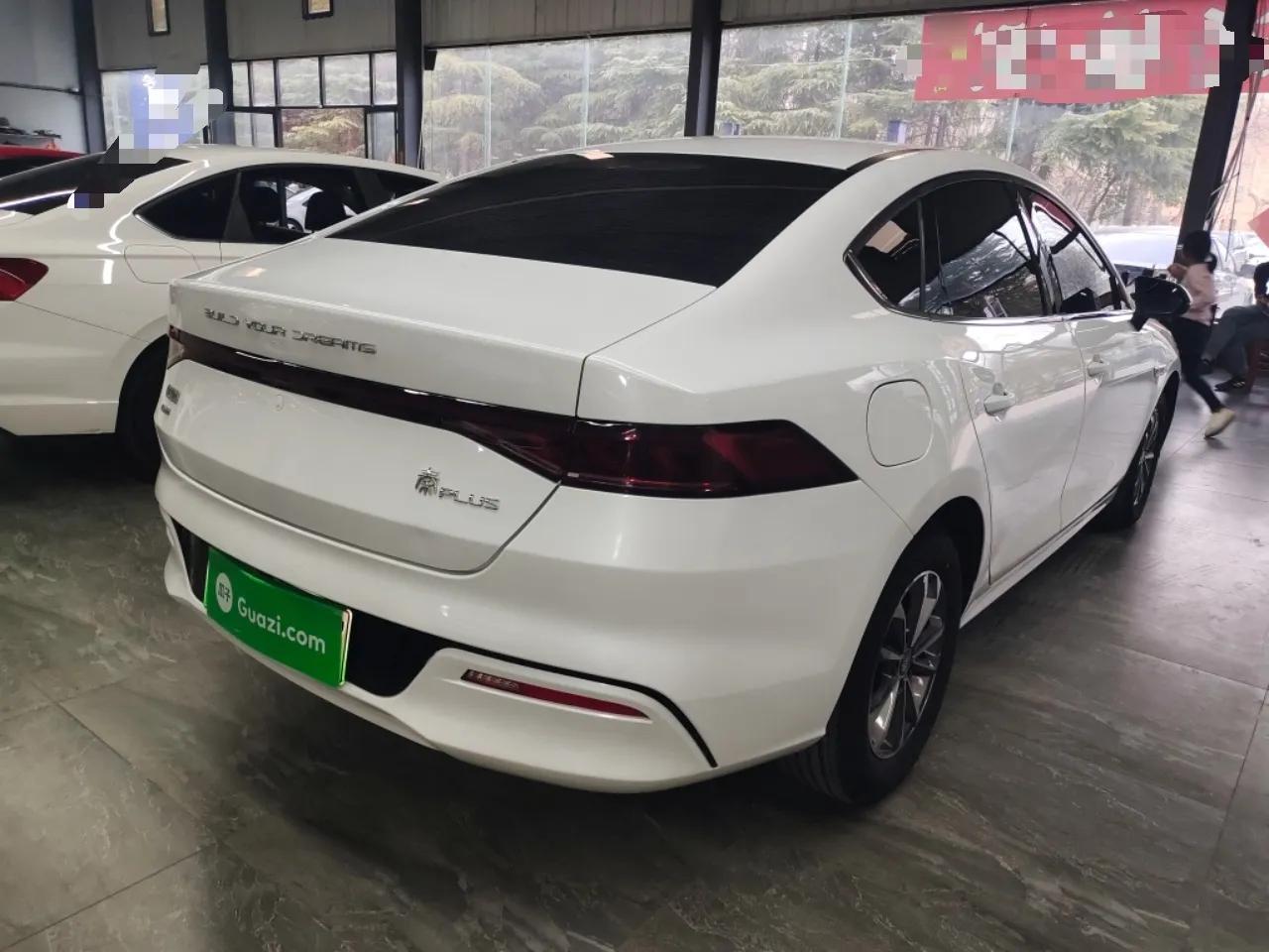 BYD Qin PLUS 2024 HONOR Edition DM-i 55KM Leading Model — миниатюра 6