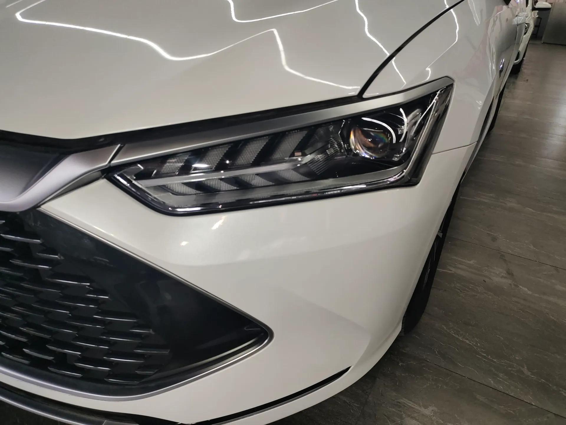 BYD Qin PLUS 2024 HONOR Edition DM-i 55KM Leading Model — миниатюра 9