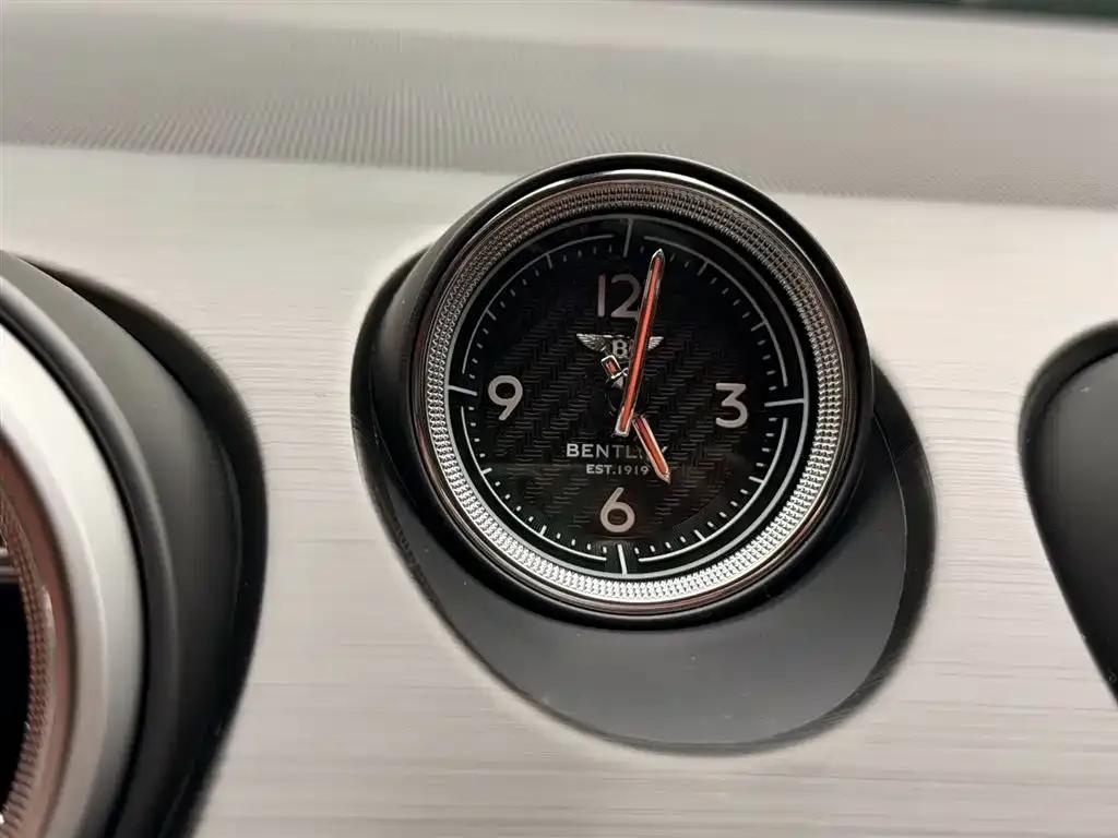 Bentayga 2017 4.0T Diesel — миниатюра 15
