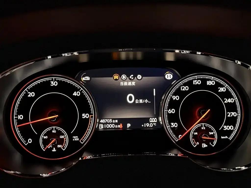 Bentayga 2017 4.0T Diesel — миниатюра 10