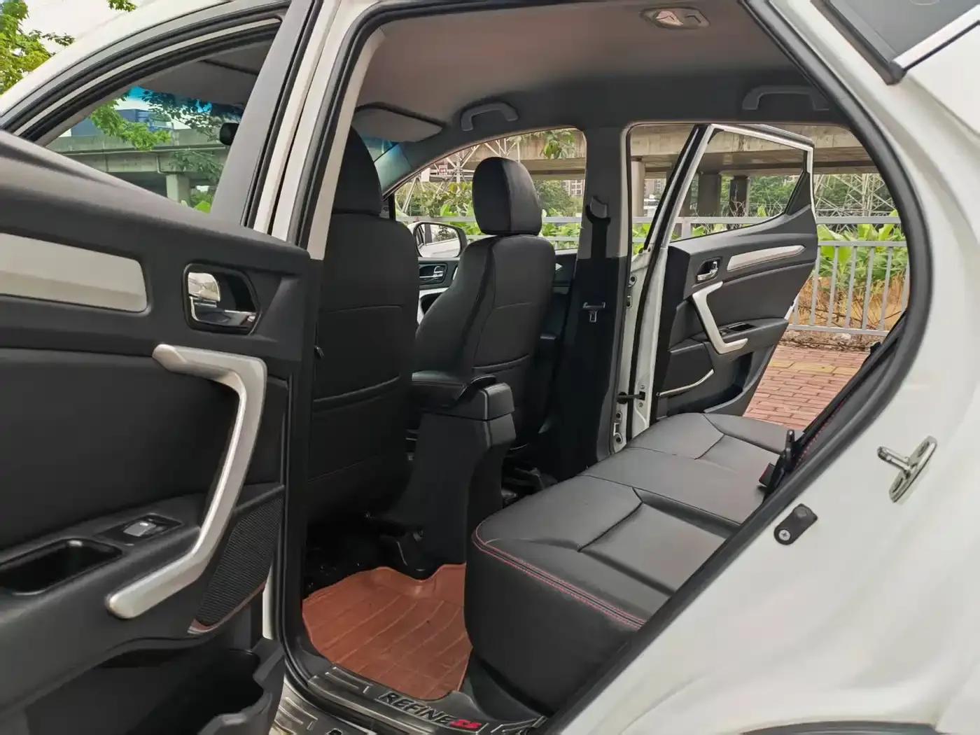 Refine S3 2016 1.5L CVT Luxury Intelligent Model — миниатюра 14
