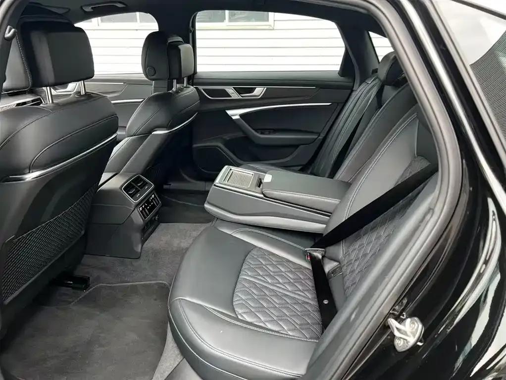 Audi A6L 2025 Facelift 45 TFSI quattro Premium Dynamic Edition — миниатюра 12