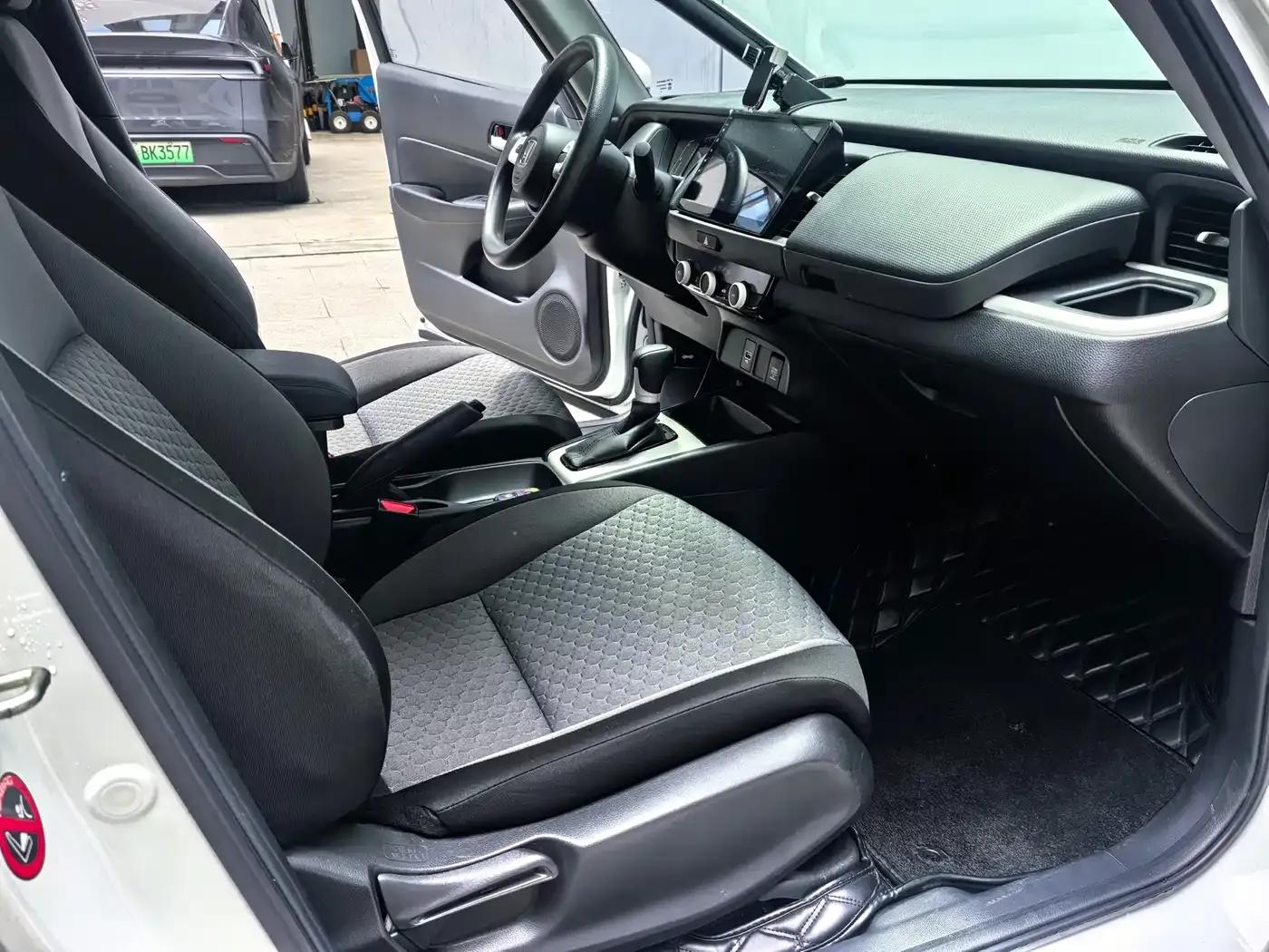 Honda Fit 2022 1.5L CVT Unlimited MUGEN Edition — миниатюра 13