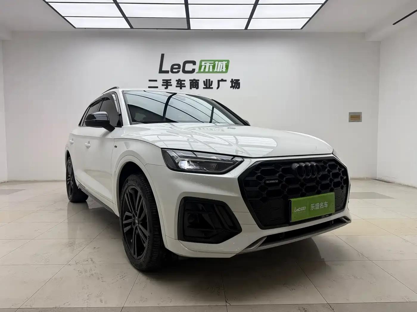 Audi Q5L 2023 40T Luxury Dynamic — миниатюра 3