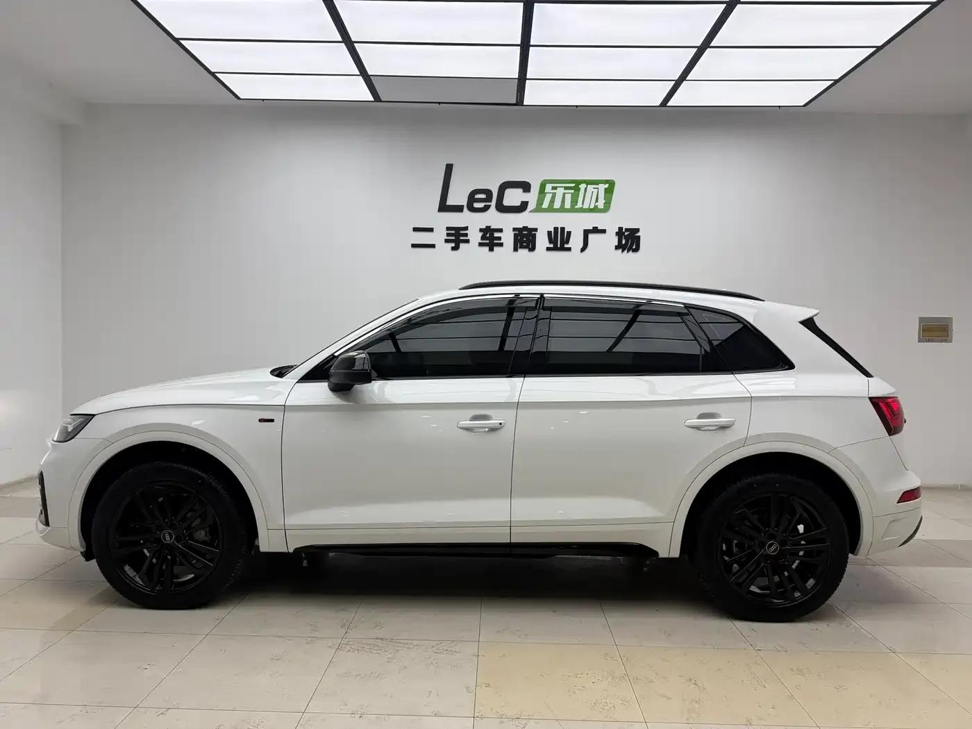 Audi Q5L 2023 40T Luxury Dynamic — миниатюра 4