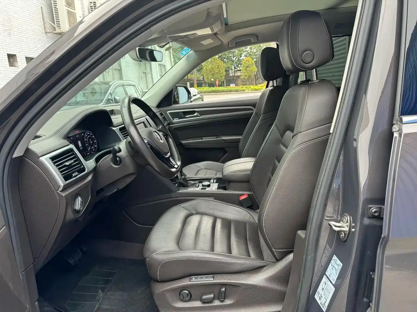 2017 Volkswagen Teramont 530 V6 AWD Flagship Edition — миниатюра 13