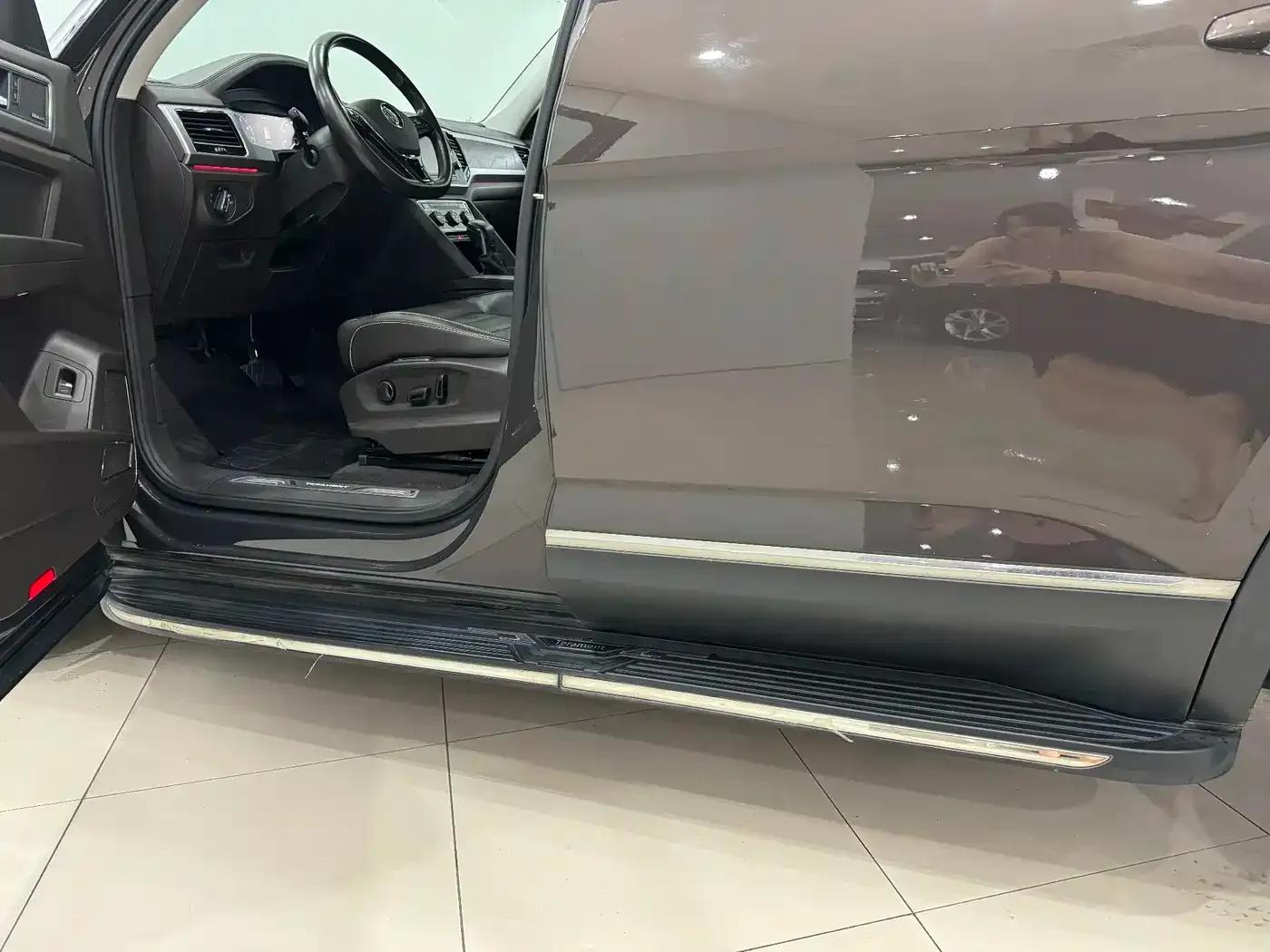 2017 Volkswagen Teramont 530 V6 AWD Flagship Edition — миниатюра 15