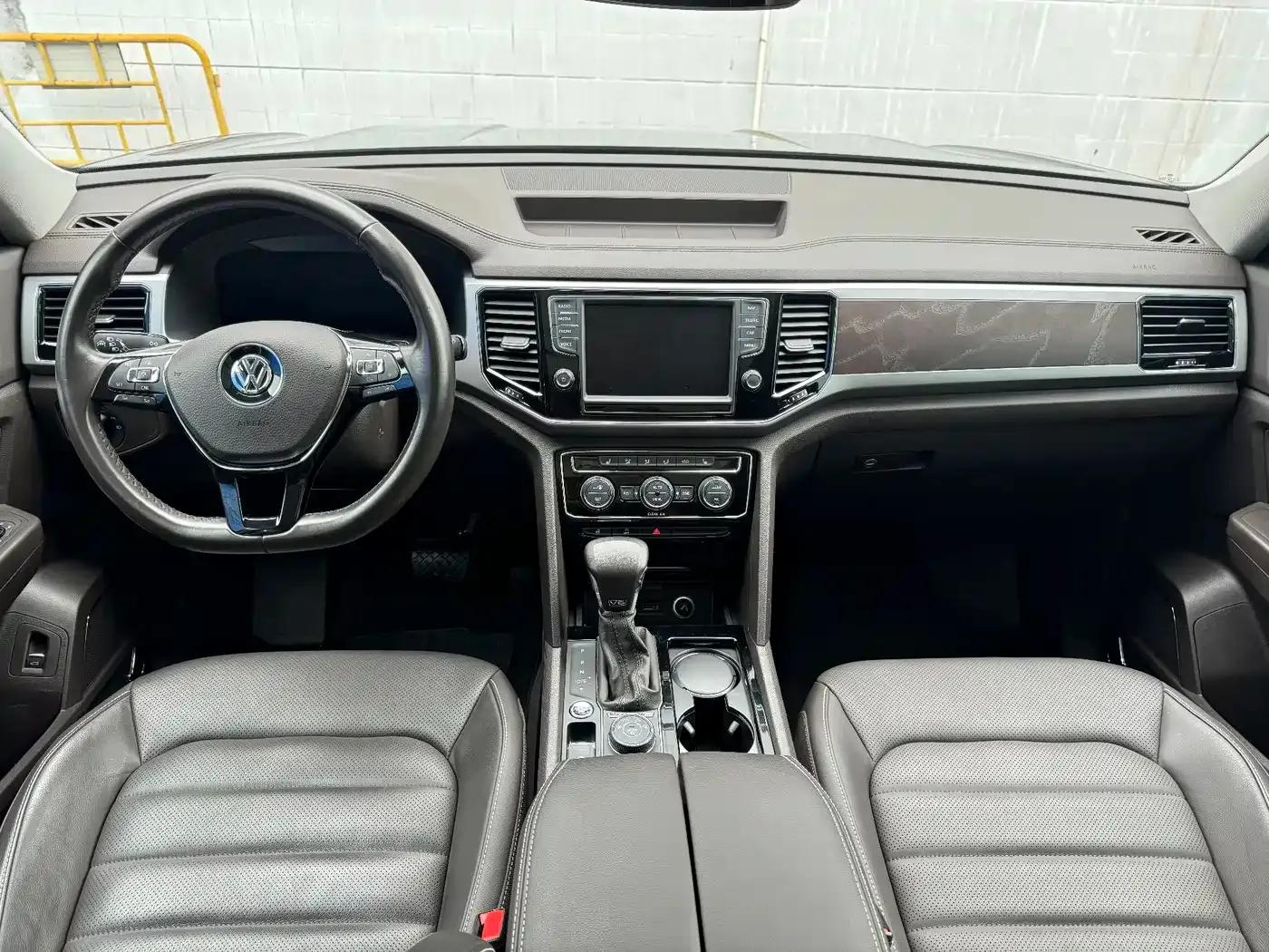 2017 Volkswagen Teramont 530 V6 AWD Flagship Edition — миниатюра 16