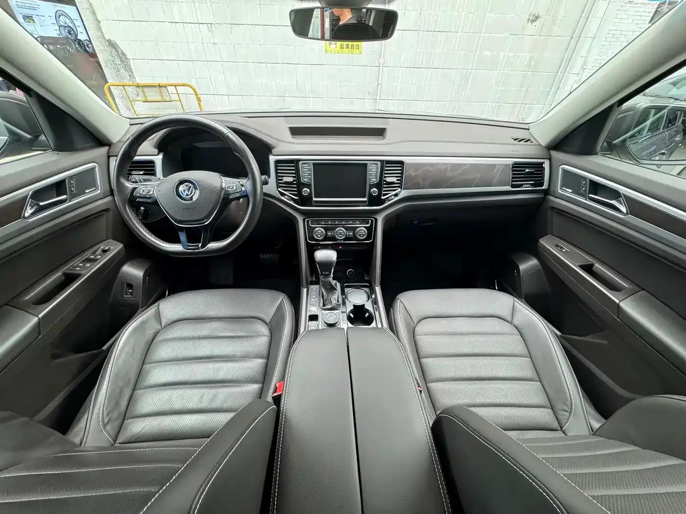 2017 Volkswagen Teramont 530 V6 AWD Flagship Edition — миниатюра 4
