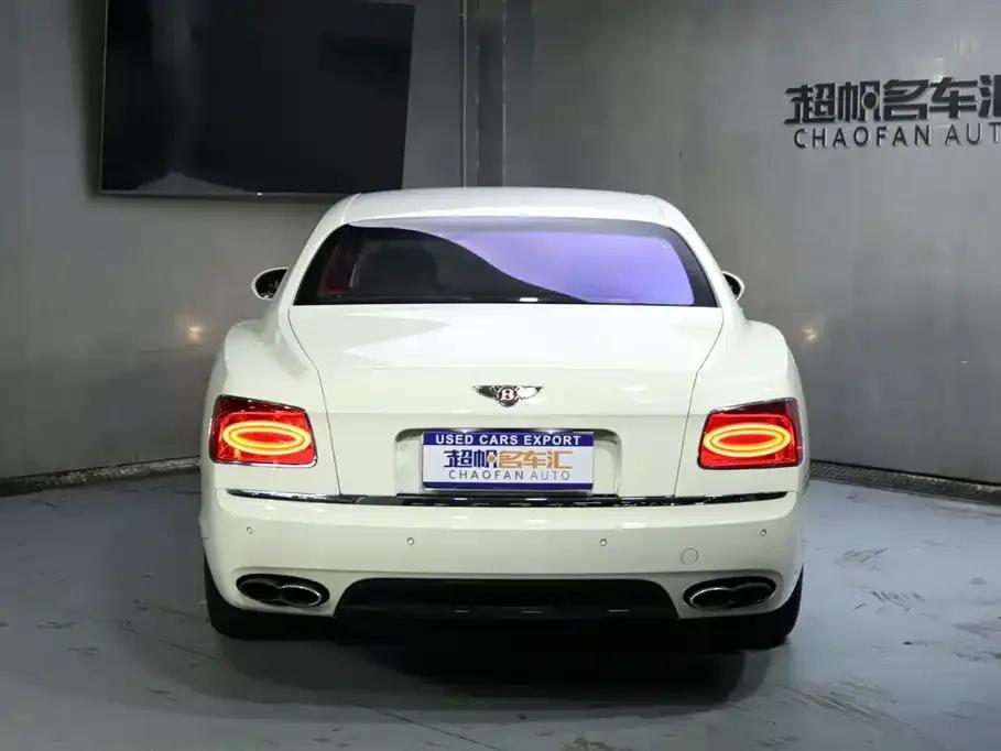 2017 Mercedes-Benz Flying Spur 4.0T V8 S Standard Edition — миниатюра 4