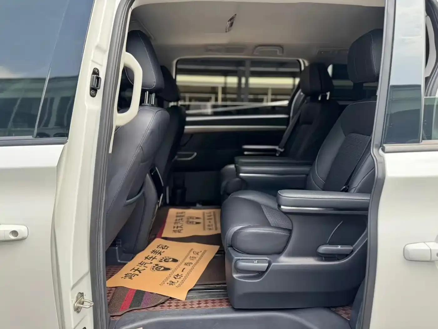 Trumpchi M8 2023 Leading Series 390T Luxury Edition — миниатюра 6