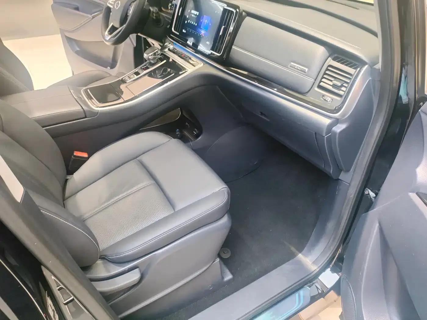 Trumpchi M8 2021 Leading Series 390T Premium Edition — миниатюра 10