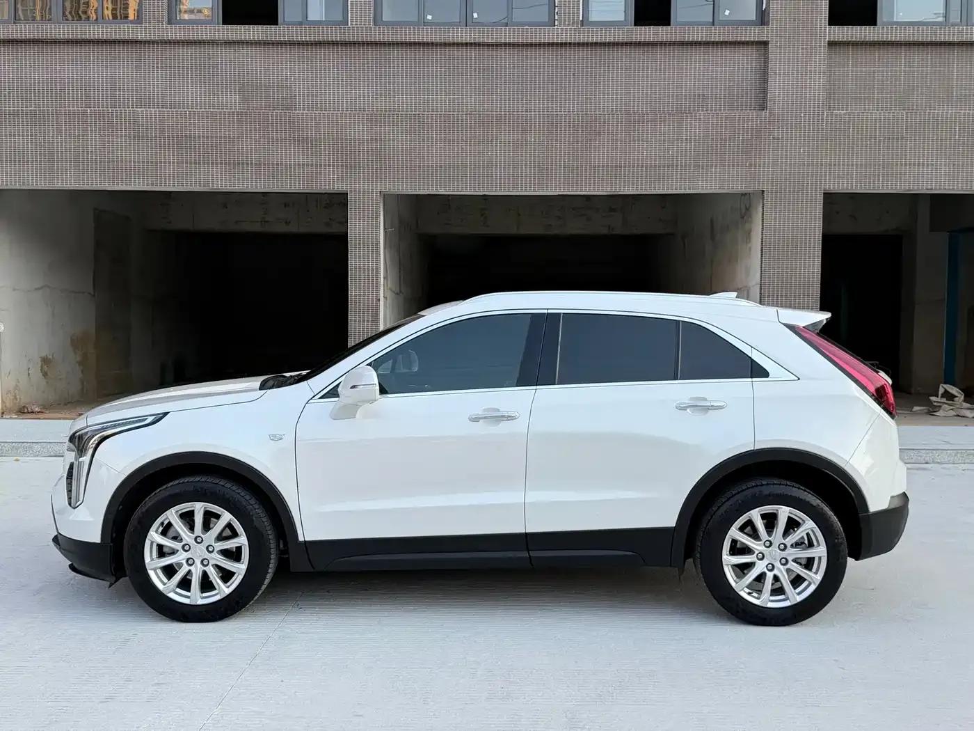 2020 Cadillac XT4 Facelift 28T Two-Wheel Drive Technical Edition — миниатюра 3