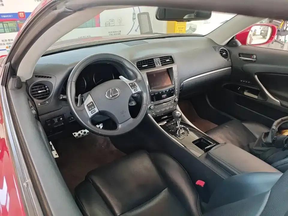 Lexus IS 2011 250C — миниатюра 2