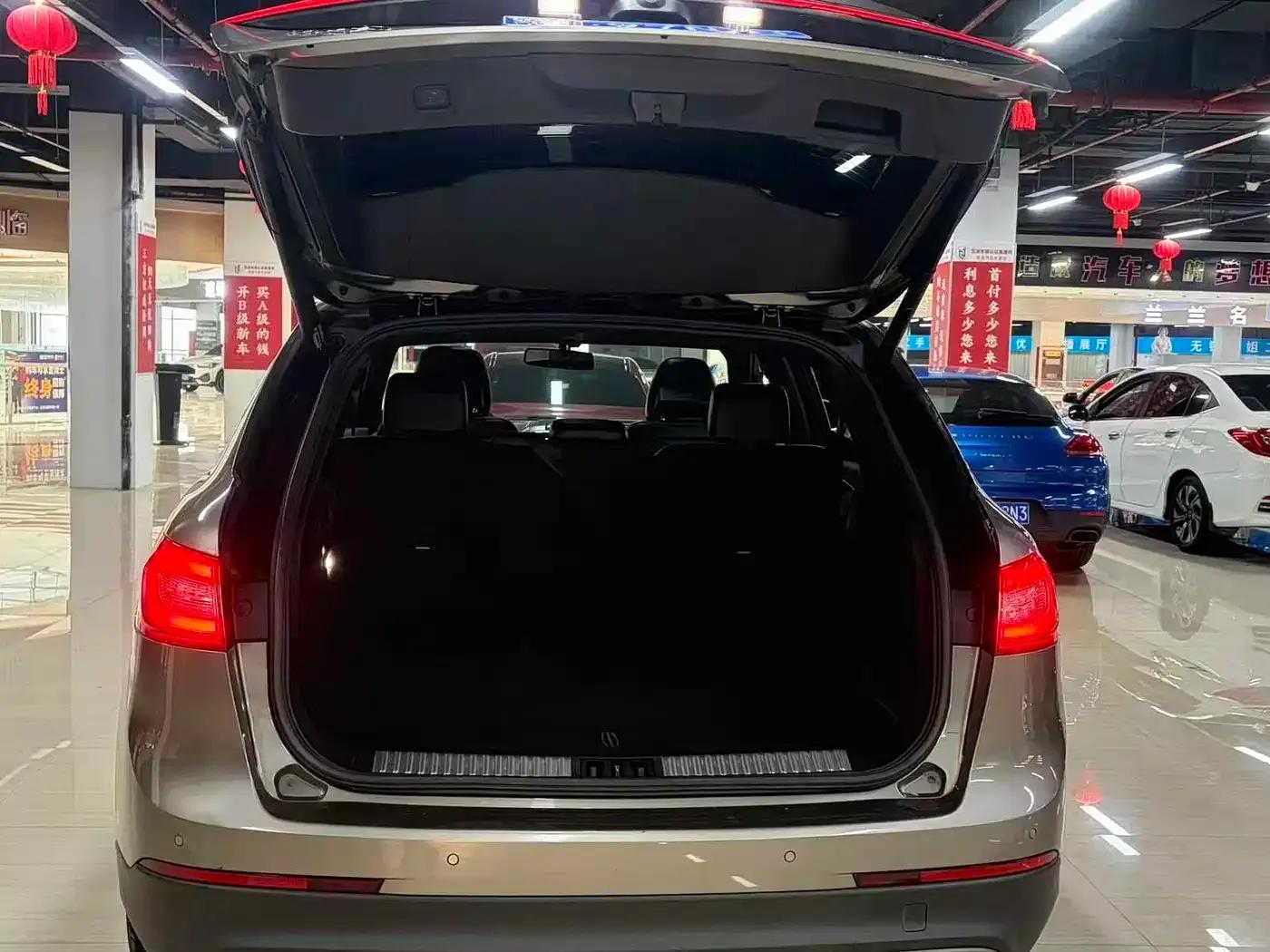 Lincoln MKX 2015 2.0T Two-Wheel Drive Premium Edition — миниатюра 10