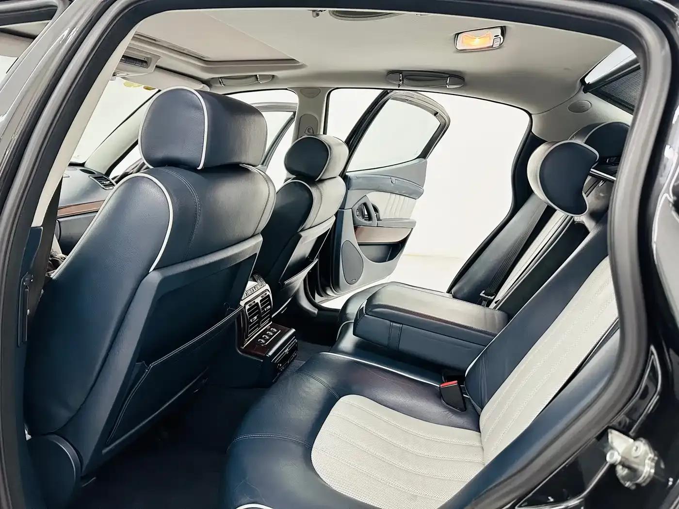 Presidential Edition 2008 4.2L Elite Edition — миниатюра 10