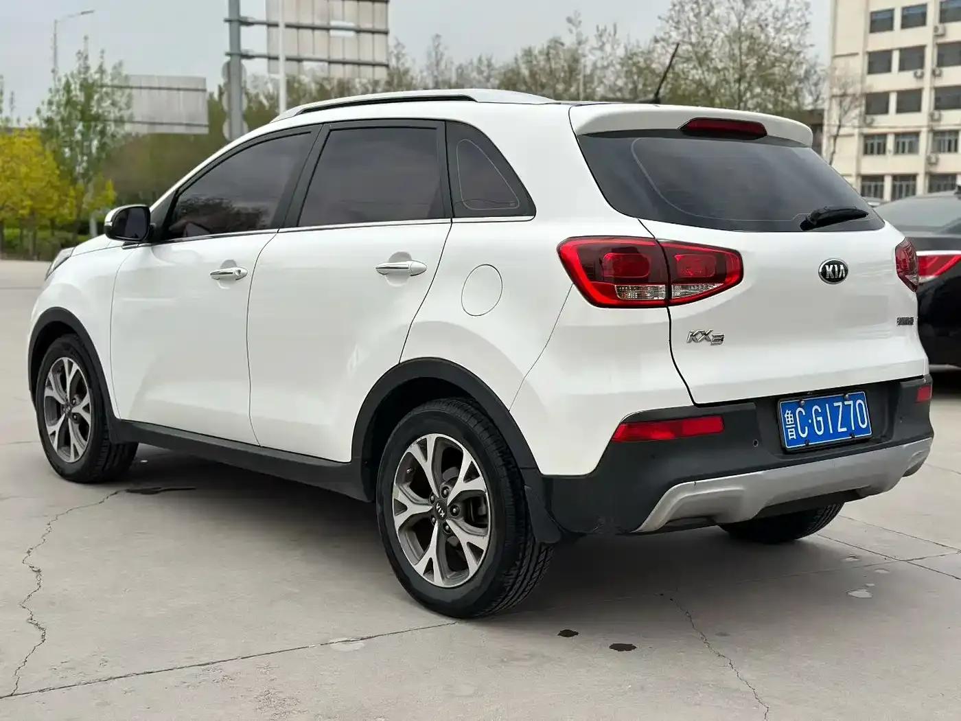 KX3 Sportage 2015 1.6L Automatic 2WD DLX — миниатюра 3