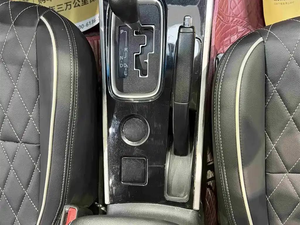 Outlander 2021 2.0L 2WD Comfortline 5-seater — миниатюра 14