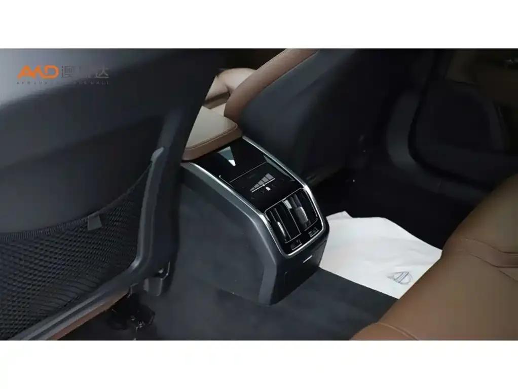 Volvo S90/2.0T/2024/B5 Smart Luxury Edition — миниатюра 9
